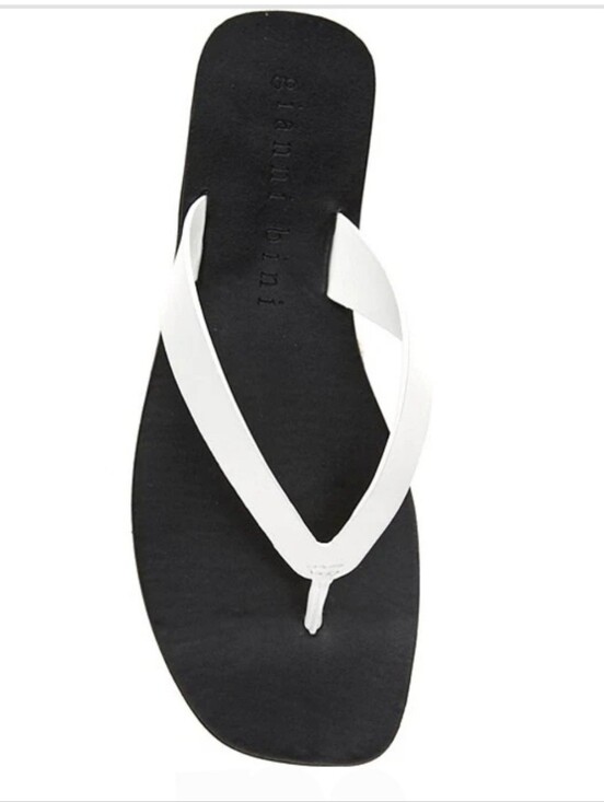 Gianni Bini Shoes - Gianni Bini Thong Sandals 10 White Leather Steffan Casual Effortless New $50